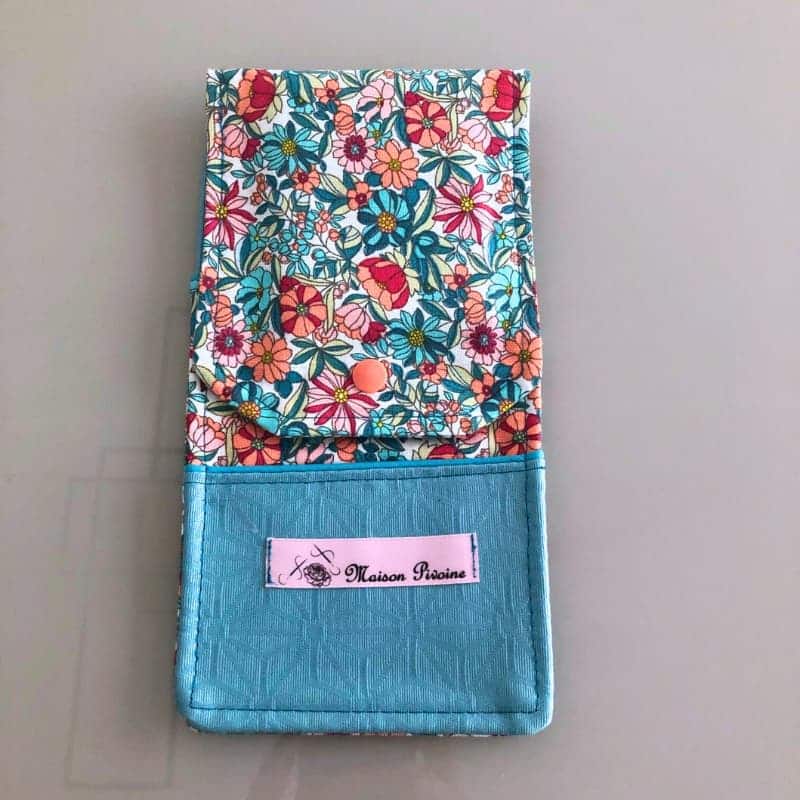 Pochette à couverts avec serviette. fabrication française. Maison Pivoine