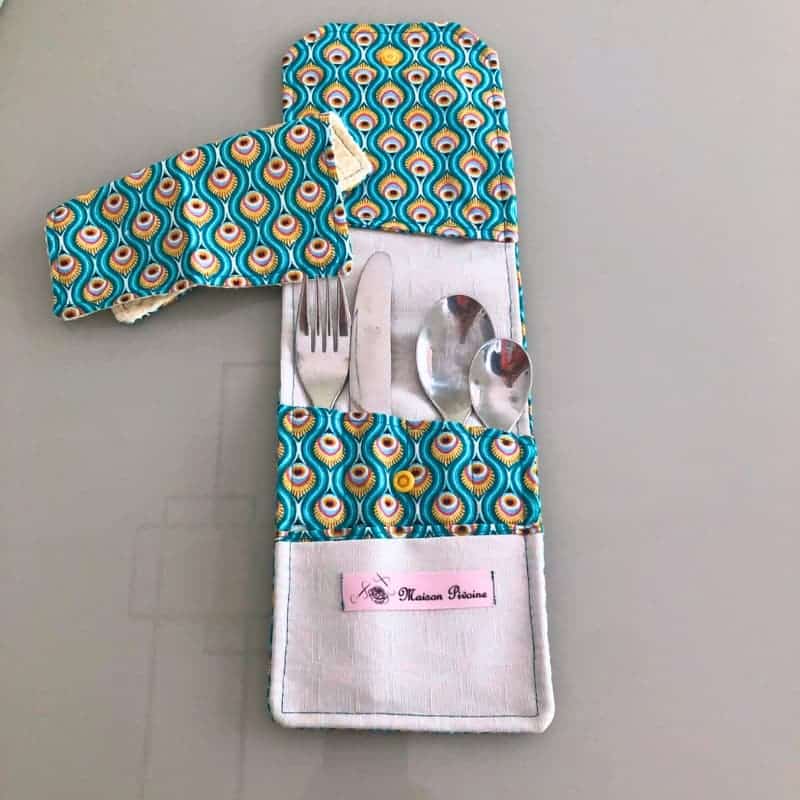 Pochette à couverts avec serviette. fabrication française. Maison Pivoine