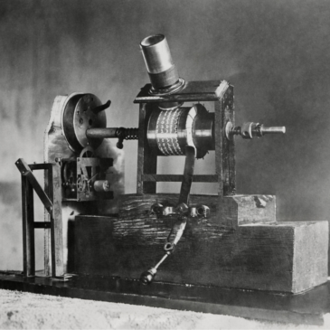Machine à coudre début 18eme siecle
