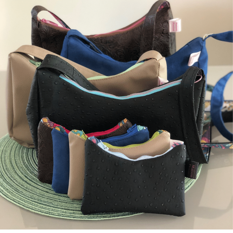 Sac et porte monnaie demi-lune "Calla", ensemble tendance cette année