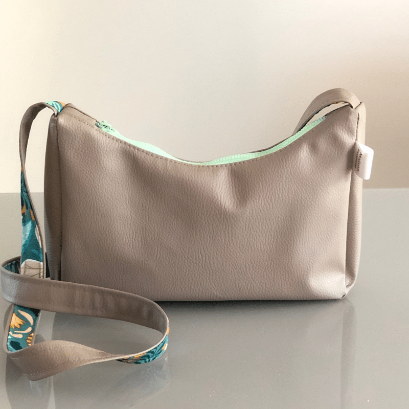 sac demi-lune fait main chez maison pivoine