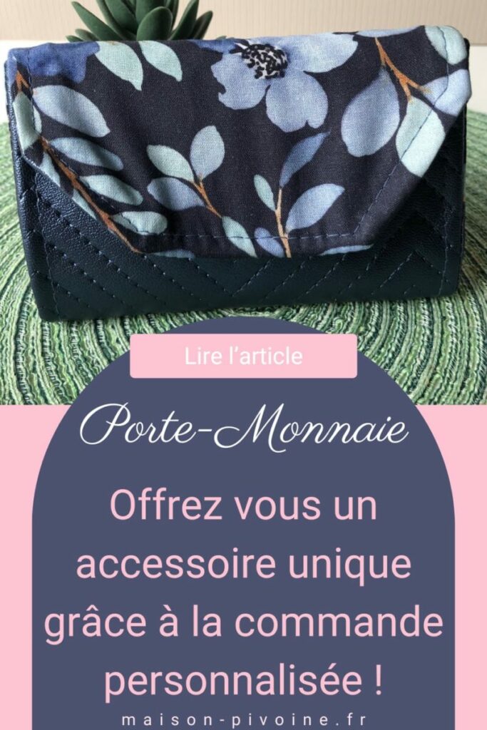 porte monnaie personnalisée à son style de couleur bleu et blanc