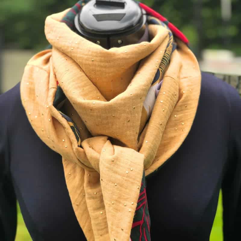 Echarpe chèche femme réversible jaune et vert, avec viscose et double gaze à pois lurex Fabrication artisanale française