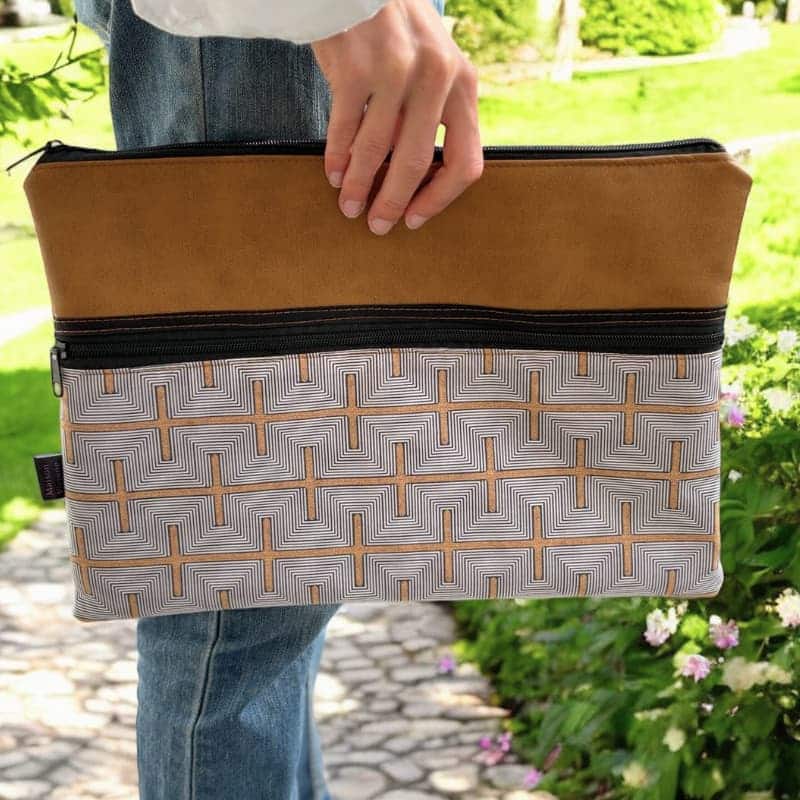 housse ordinateur portable marron avec poche zippée - Fabrication française - Maroquinerie quimperlé