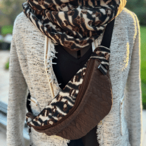 sac-banane-laine-tressee-tou-de-cou