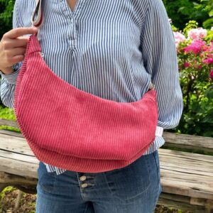 sac-banane-demi-lune sac croissant en velours côtelé